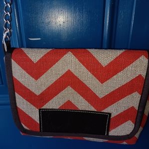 AO designs purse